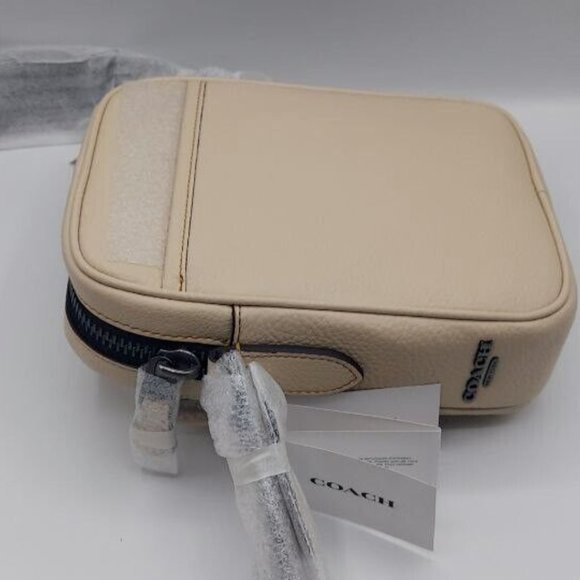 NWT Coach X Peanuts Heritage Crossbody With Snoopy Motif Pebble Leather CE613 - Picture 4 of 15